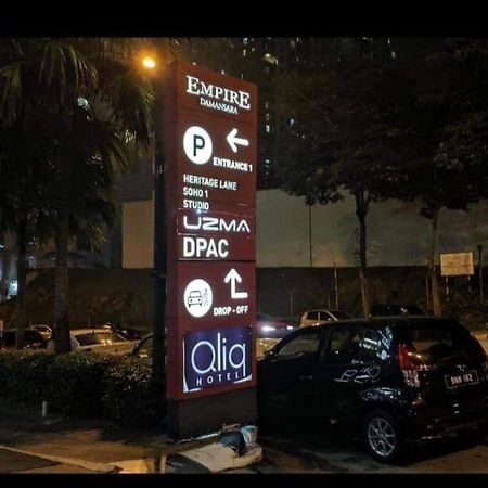 Maya Empire Studio Kampong Bukit Lanjan Экстерьер фото